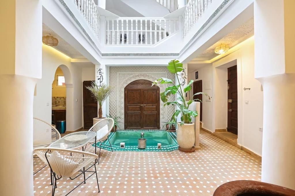 Riad El Khir En Centre Ville Rooftop Et Bassin Marrakesh Exterior photo
